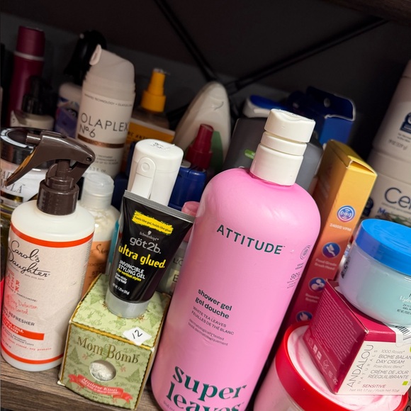 Tuesday Night NEW Pallet Health & Beauty 7:30 EST - Picture 10 of 13